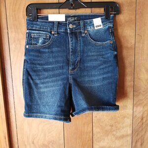judy blue high waist blue jean shorts size S NWT